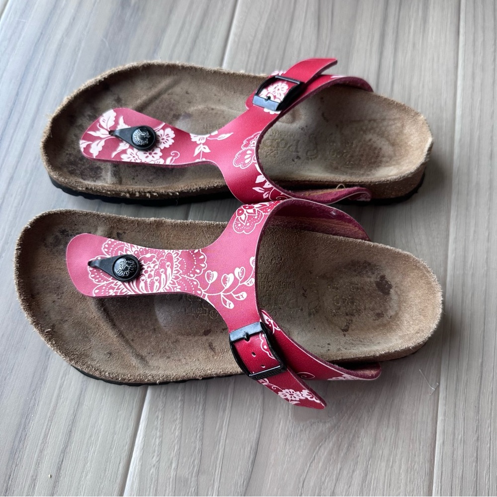 Birks Papillio T-Strap Floral Sandals - Picture 1 of 6